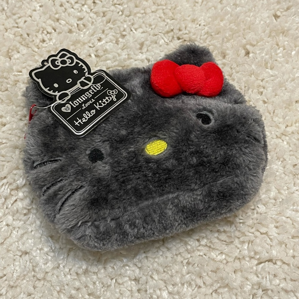 Hello Kitty Zip Purse Brand New Never Used or Worn with Original Tag